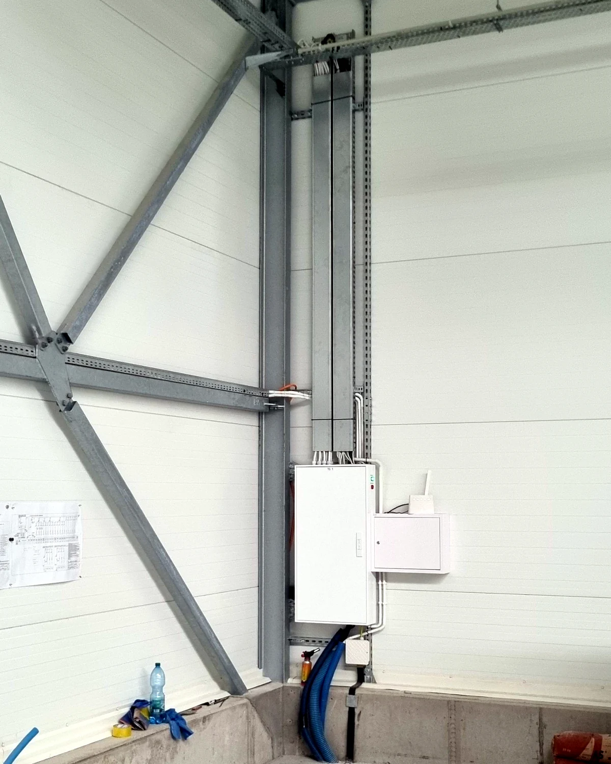 Instalacje elektryczne — zdjęcie 2